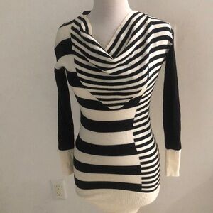 Bisou Bisou Sweater Dress Black & White Sz XS